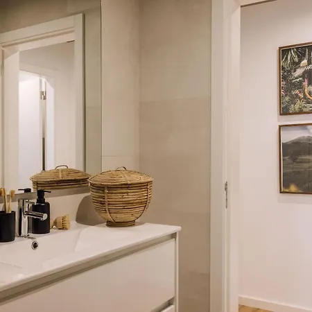 Daire Medan - 1 Bedroom And Parking In Santo Antonio Lisboa