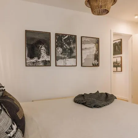 Medan - 1 Bedroom And Parking In Santo Antonio דירה ליסבון