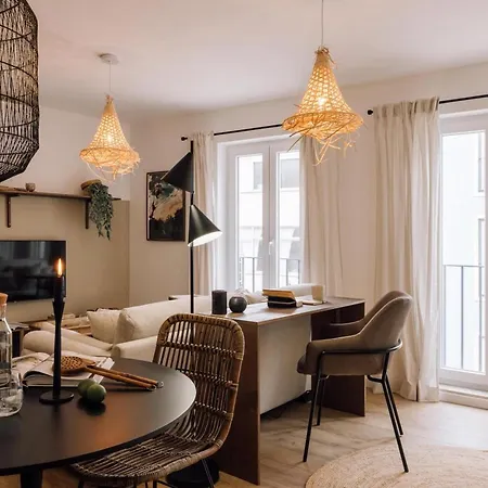Apartament Medan - 1 Bedroom And Parking In Santo Antonio Lizbona
